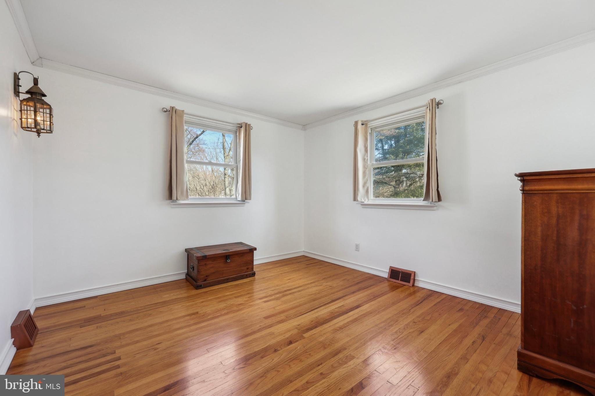 LAFAYETTE HILL - Residential