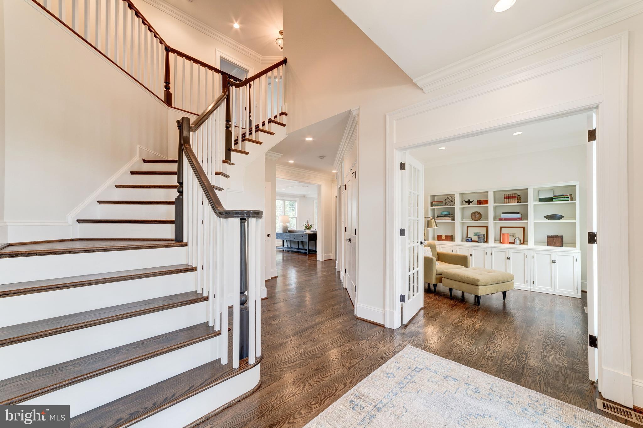 BERKSHIRE OAKWOOD - Residential