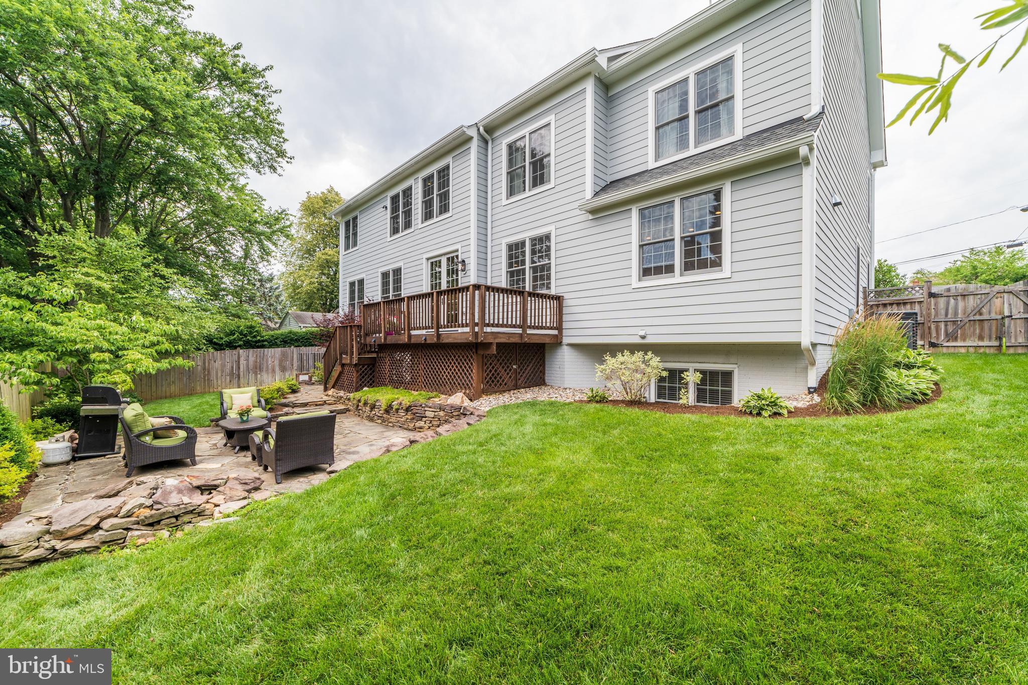 BERKSHIRE OAKWOOD - Residential