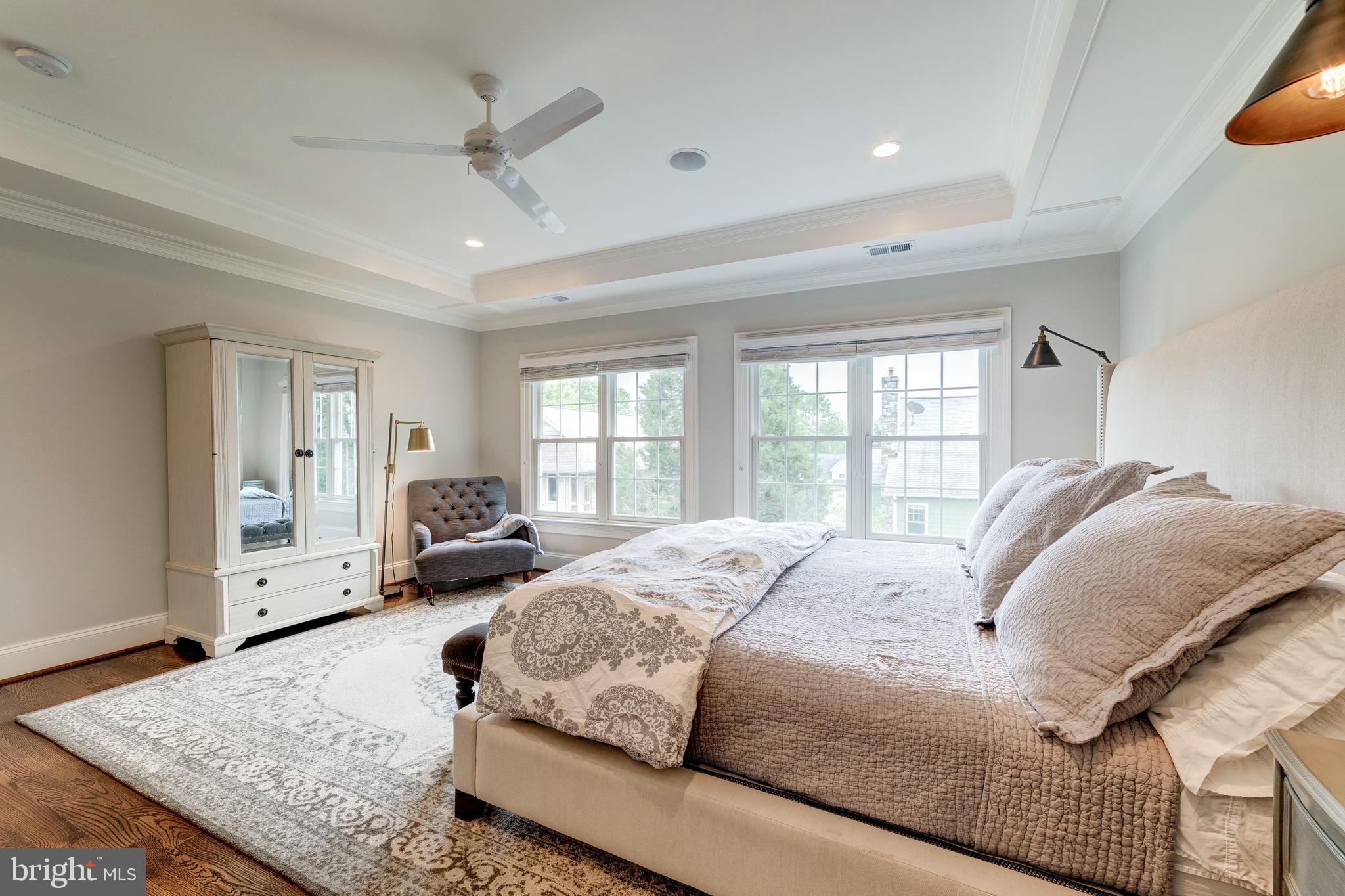 BERKSHIRE OAKWOOD - Residential