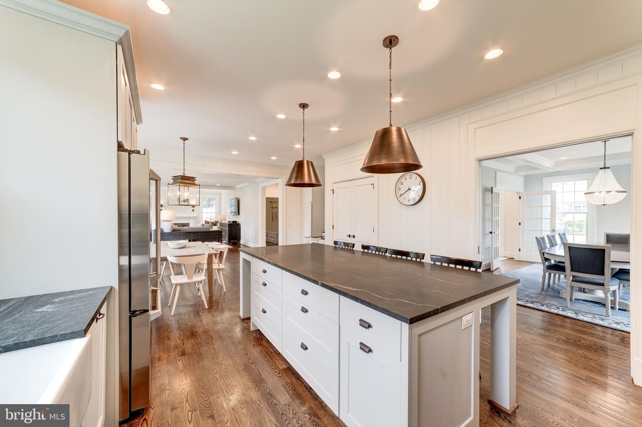 BERKSHIRE OAKWOOD - Residential