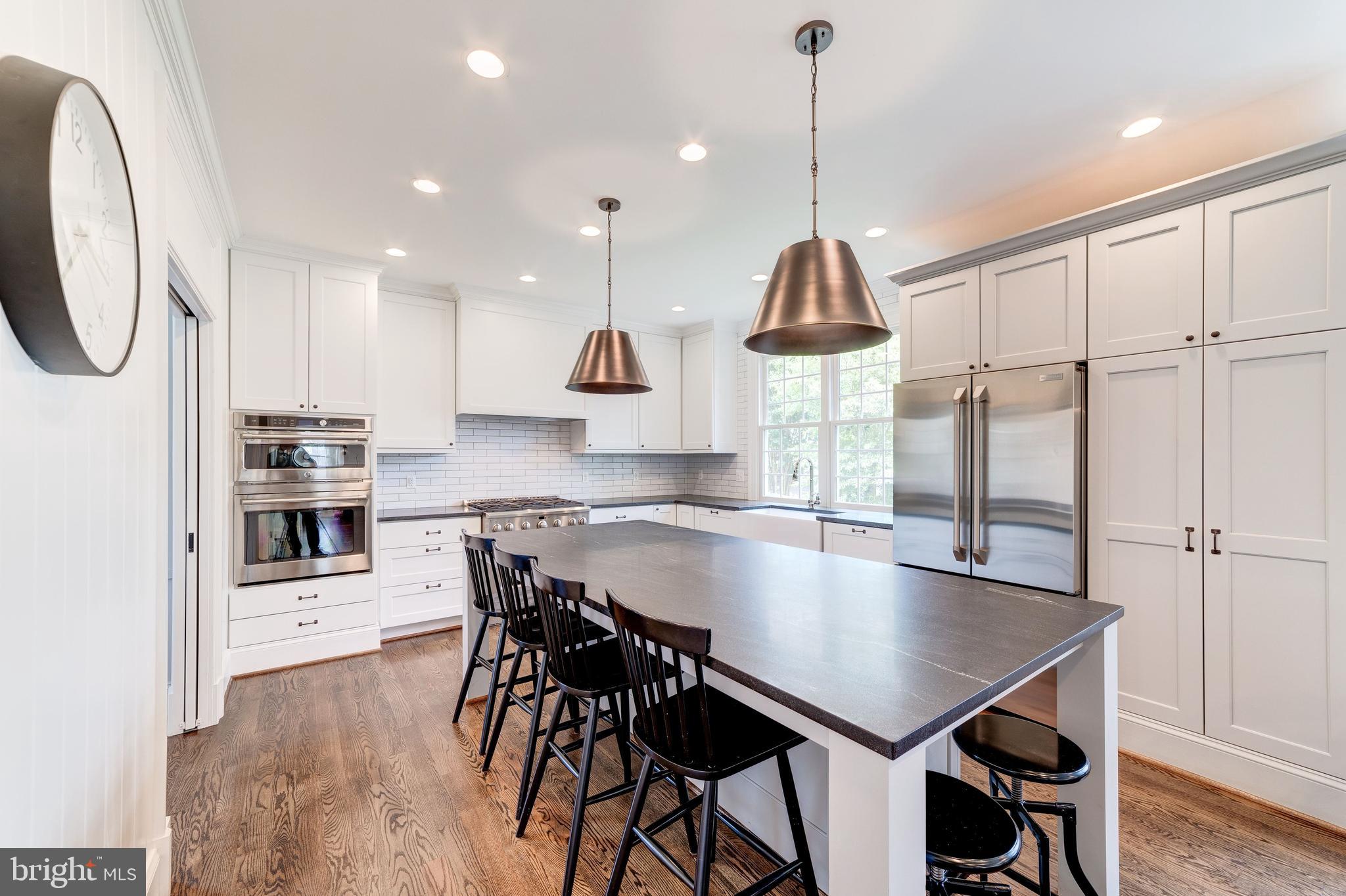 BERKSHIRE OAKWOOD - Residential