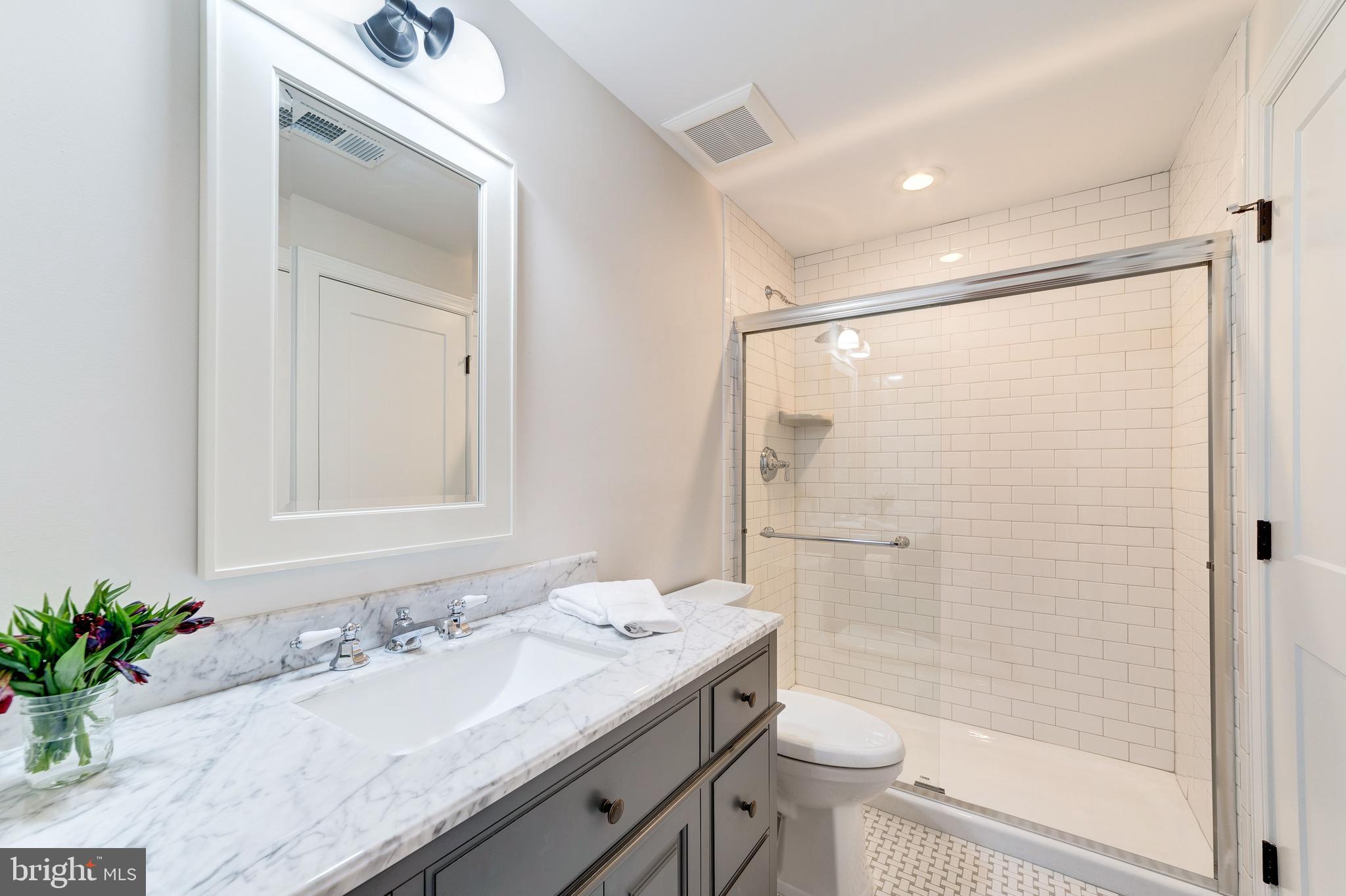 BERKSHIRE OAKWOOD - Residential