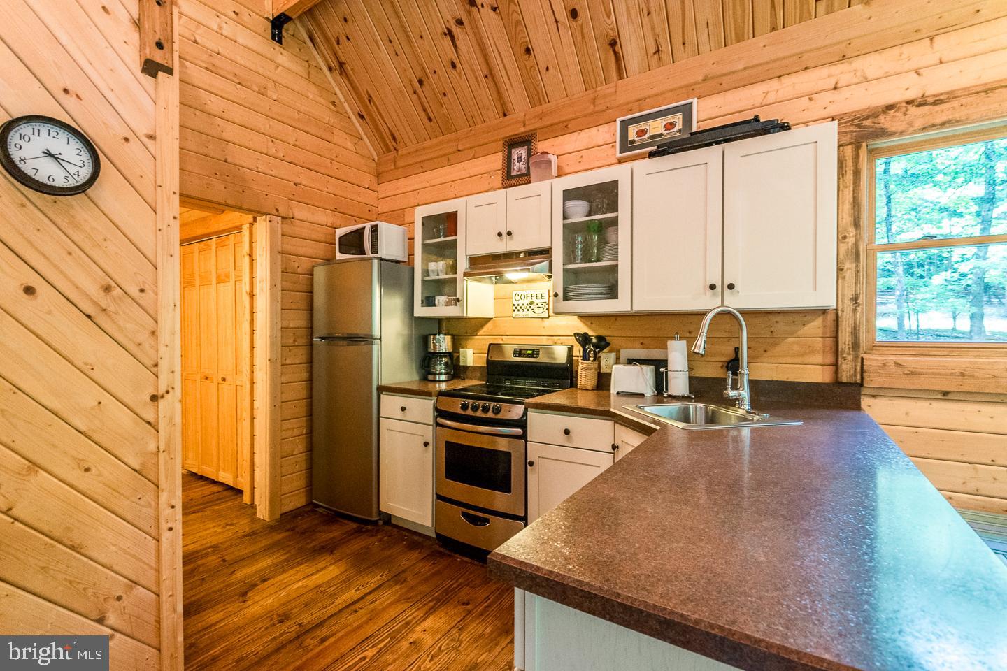 RIVER RIDGE - Residential