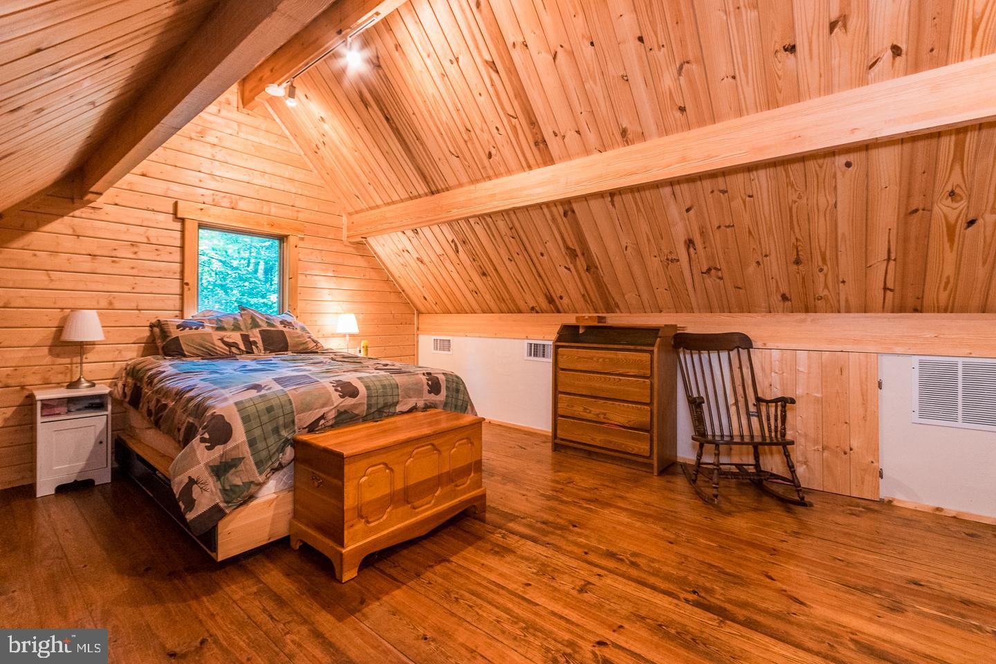 RIVER RIDGE - Residential