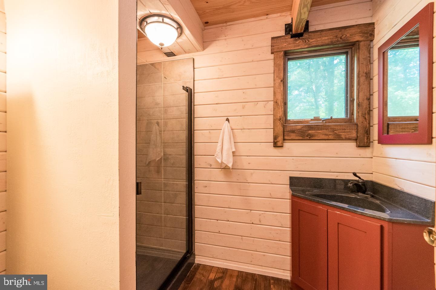 RIVER RIDGE - Residential