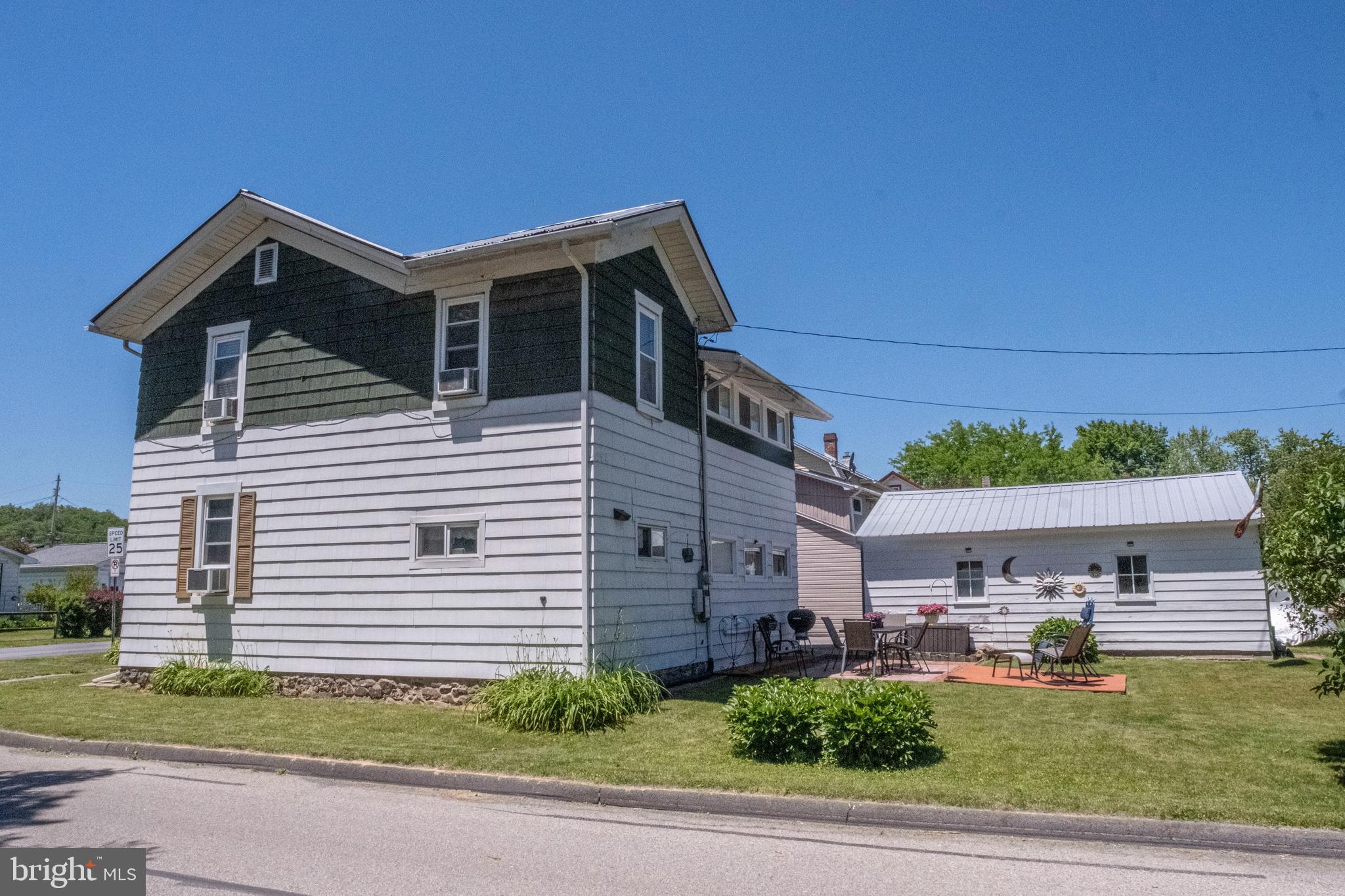 306 CENTRE STREET