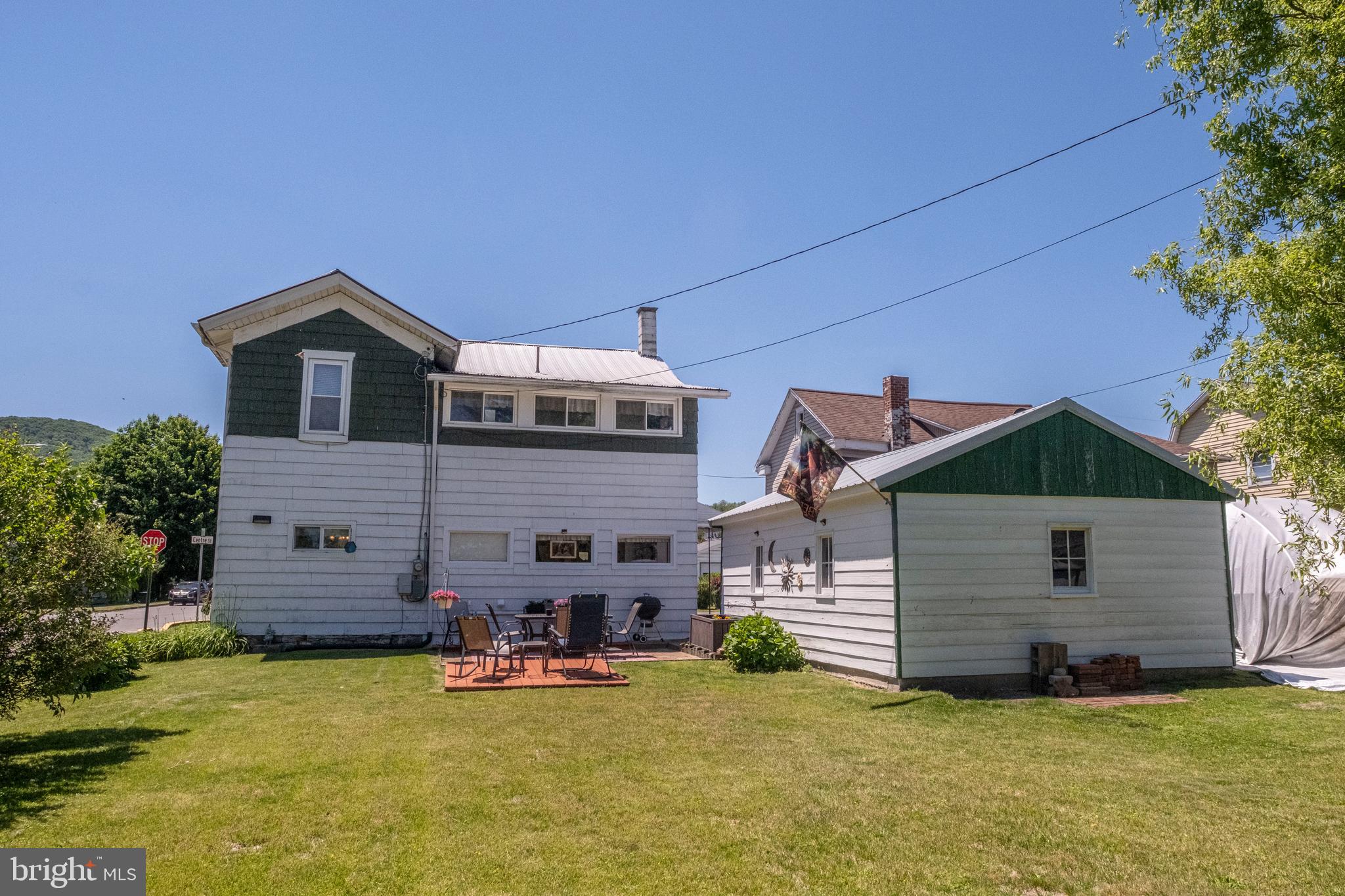 306 CENTRE STREET