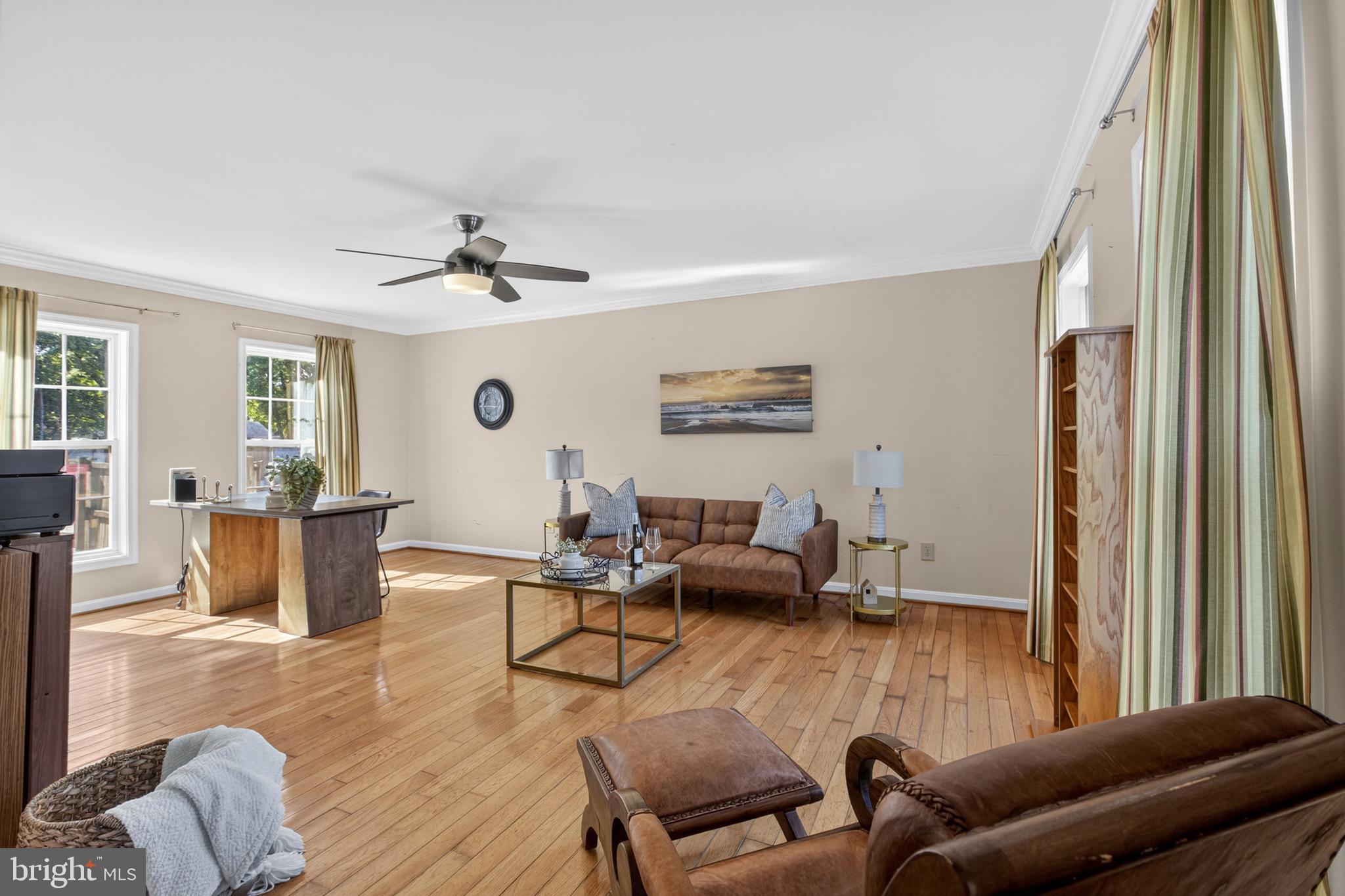 606 OLD LOVE POINT ROAD