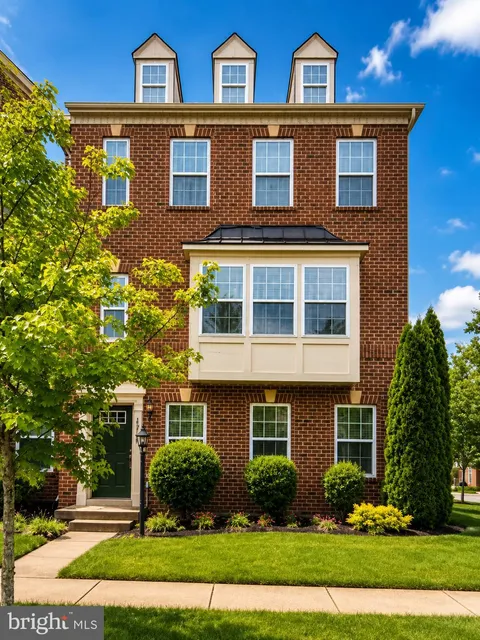 25707 Bishop Grove Terrace, Aldie, VA MLS: VALO2130804
