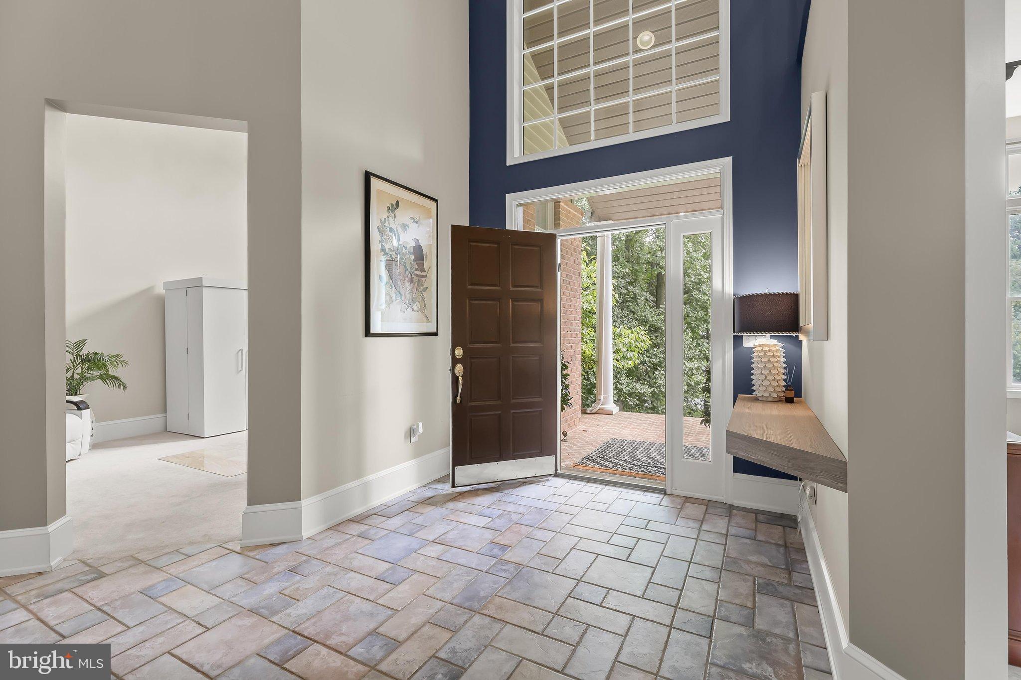 4 WESTSPRING WAY