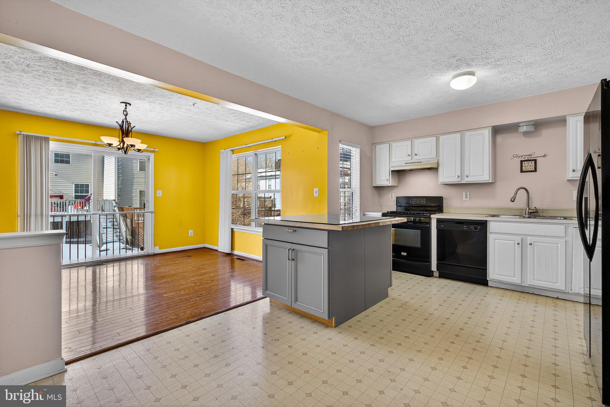 5109 CASTLESTONE DRIVE