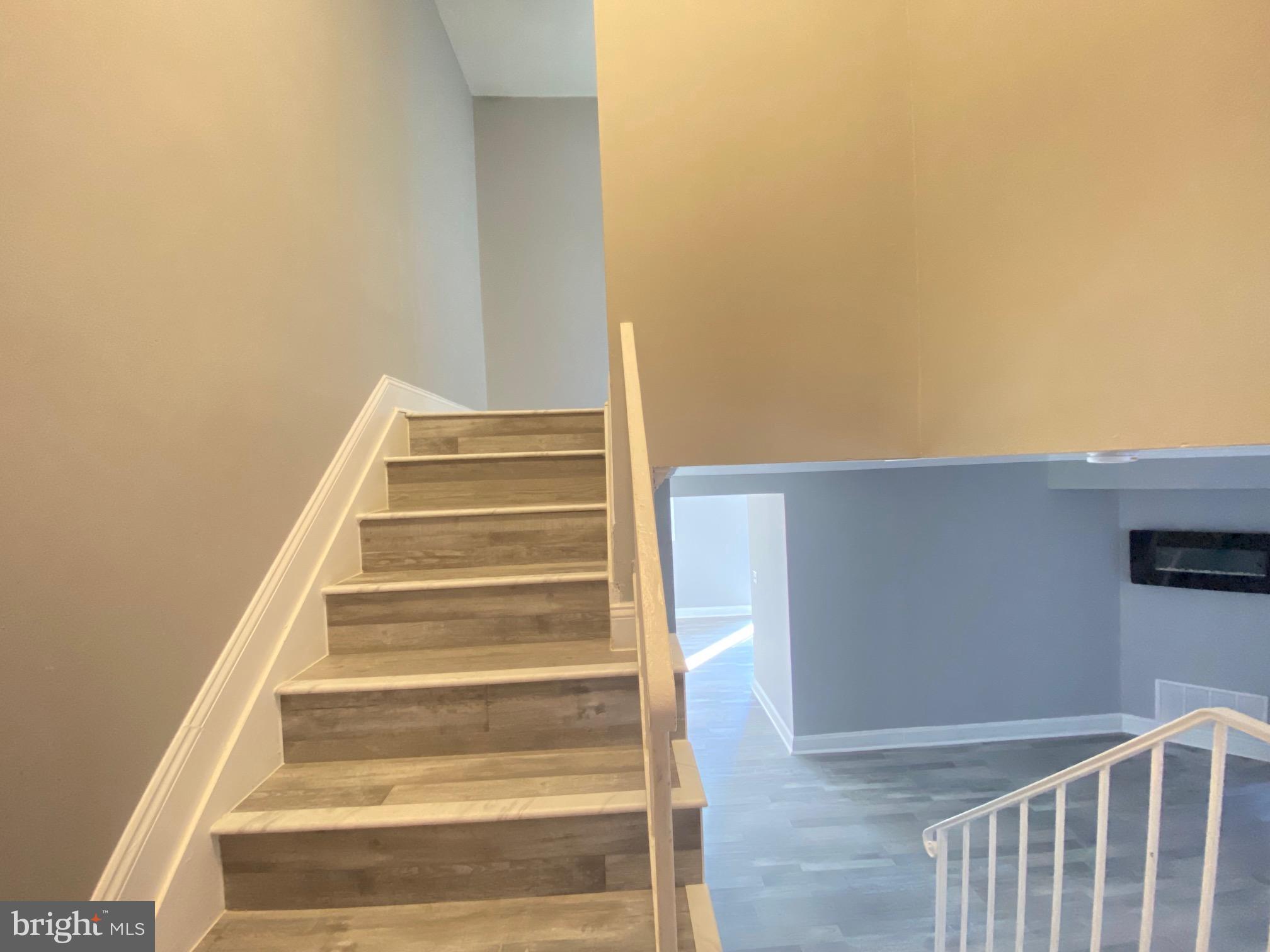 HOLLY PARK - Residential Lease