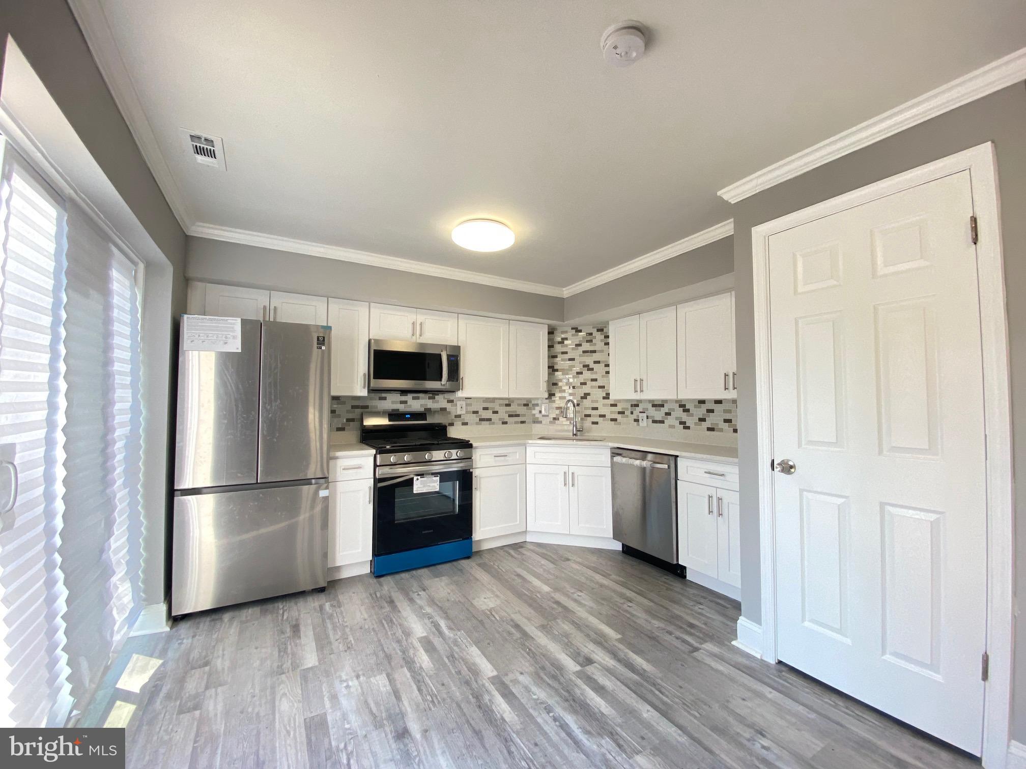 HOLLY PARK - Residential Lease