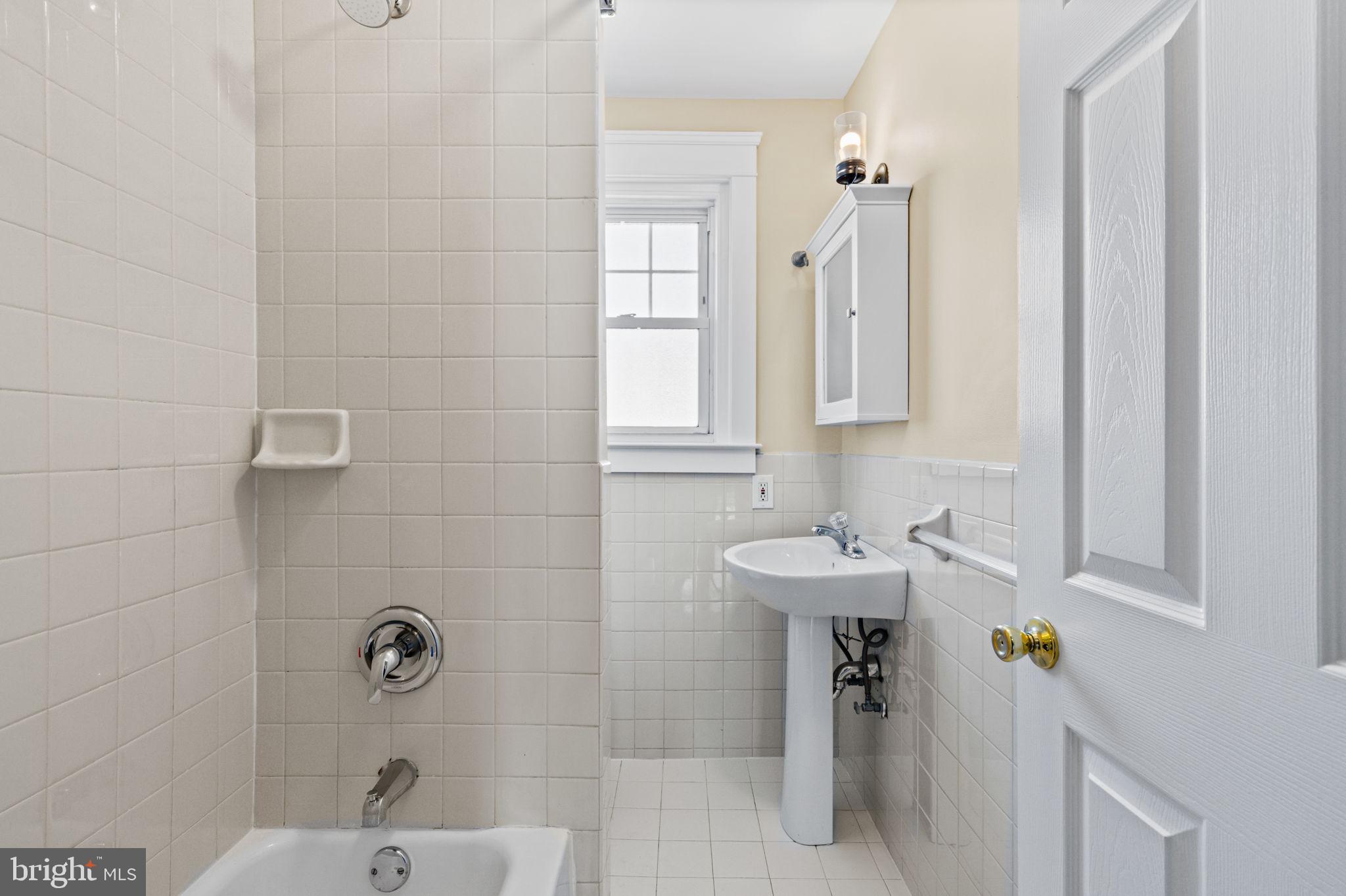 LYNNWOOD - Residential