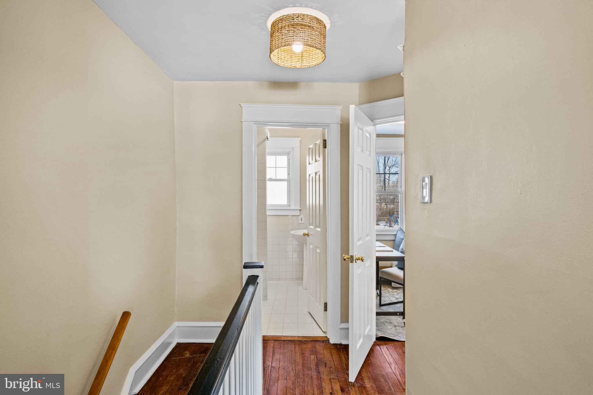 LYNNWOOD - Residential