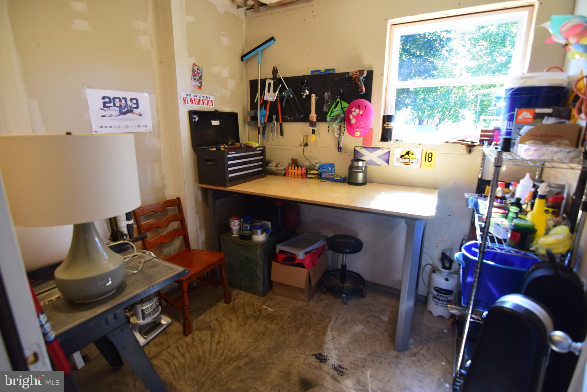 HOUSERVILLE - Residential