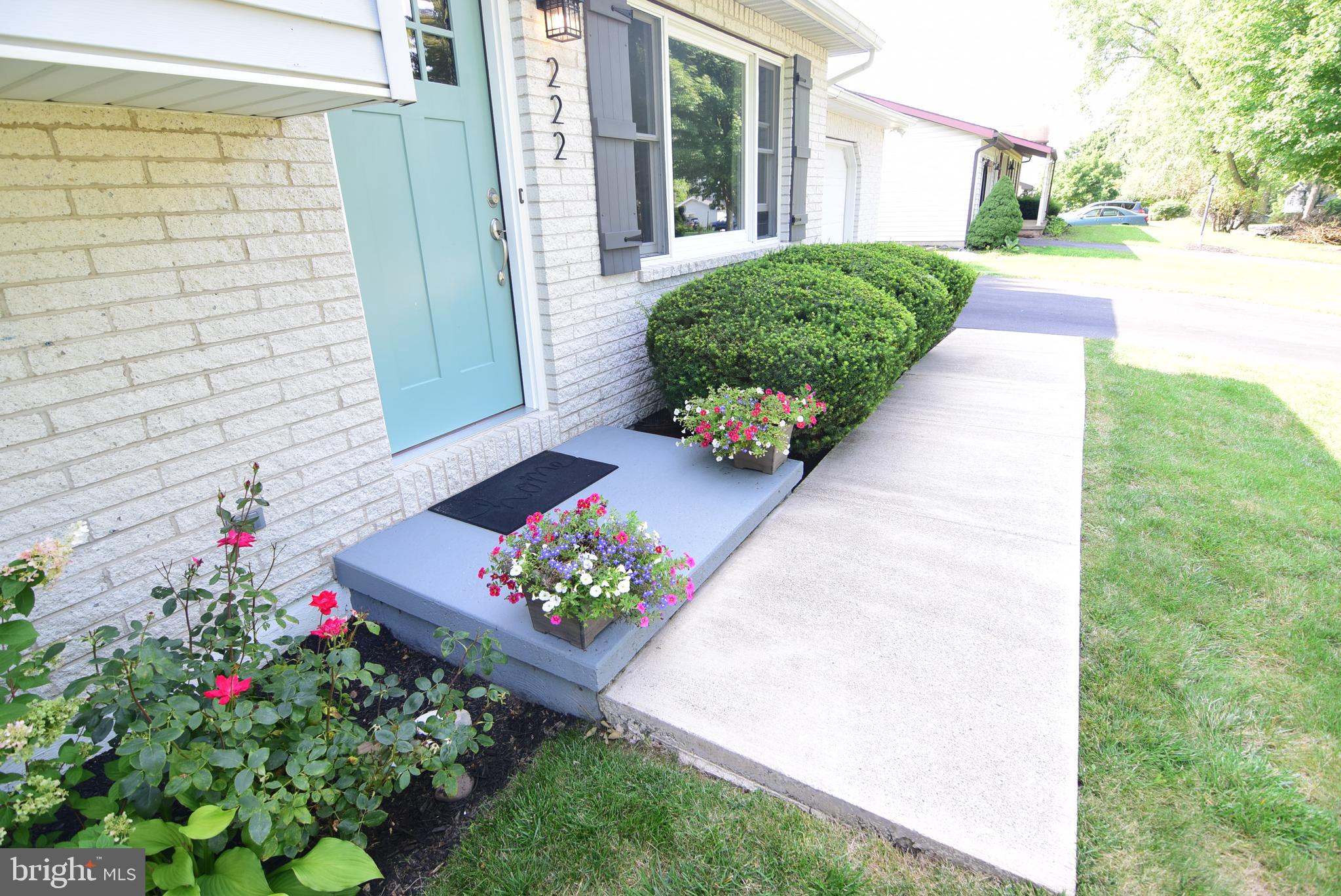 HOUSERVILLE - Residential