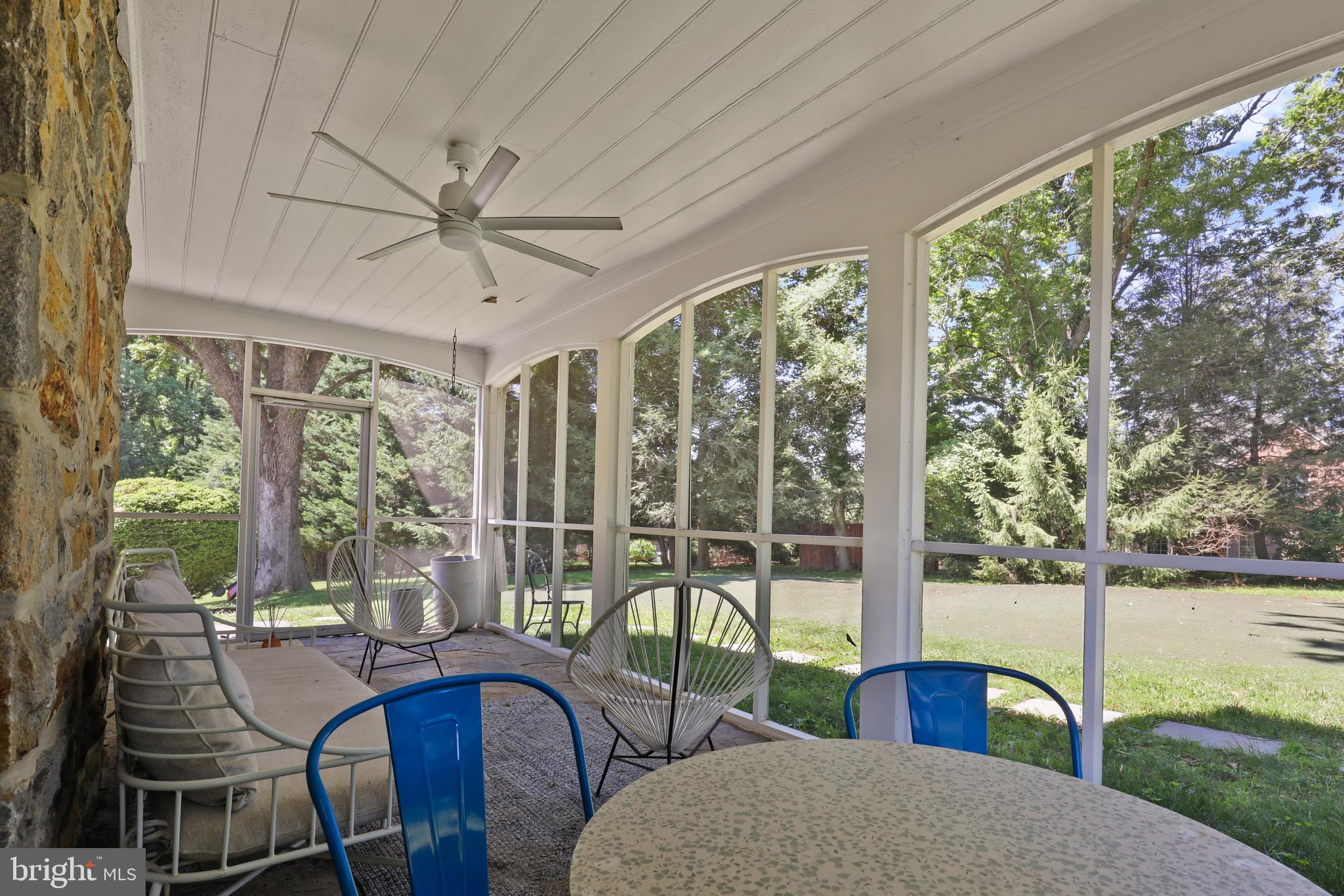 HELMSLEY COURT - Residential