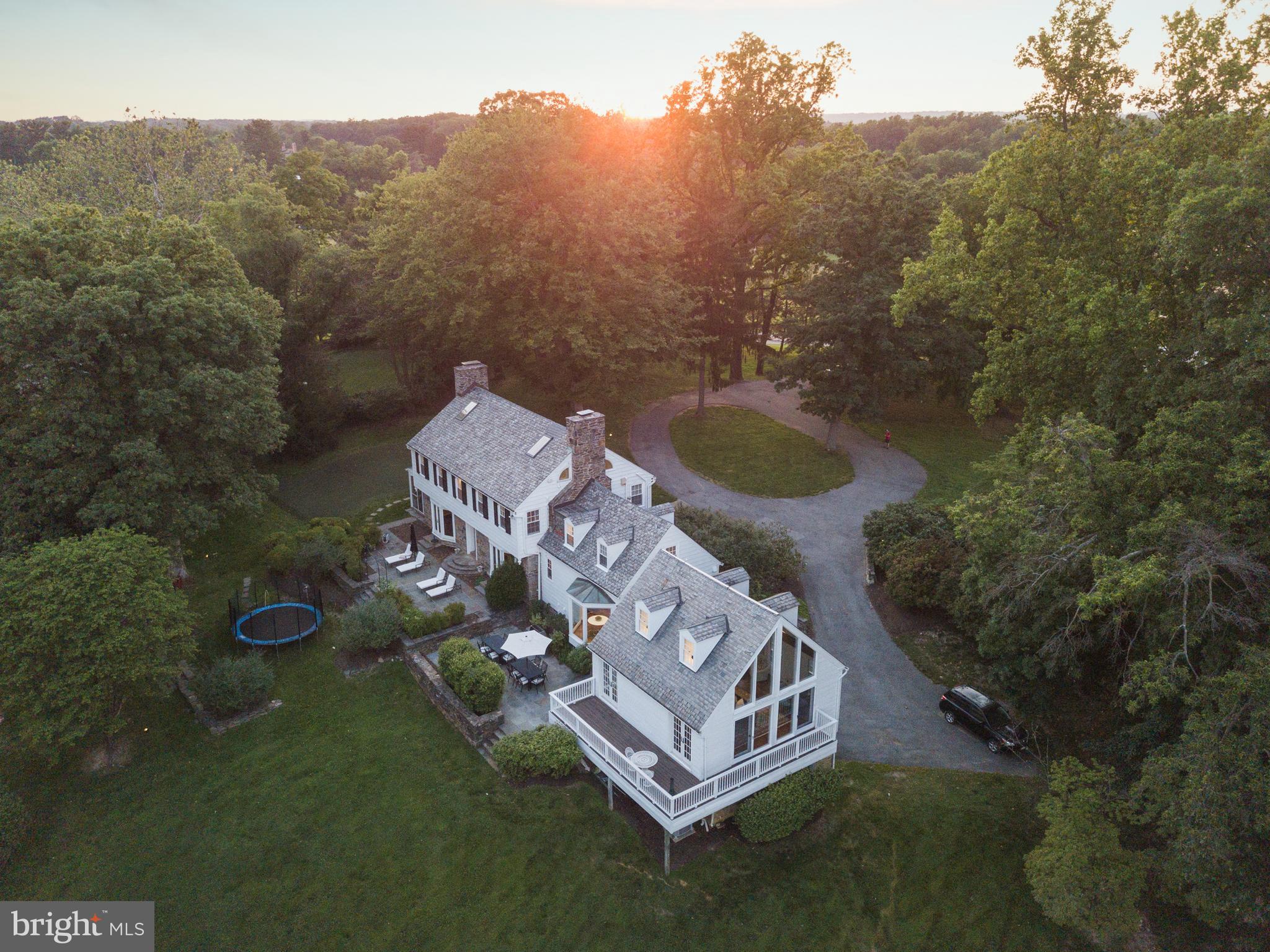 HELMSLEY COURT - Residential