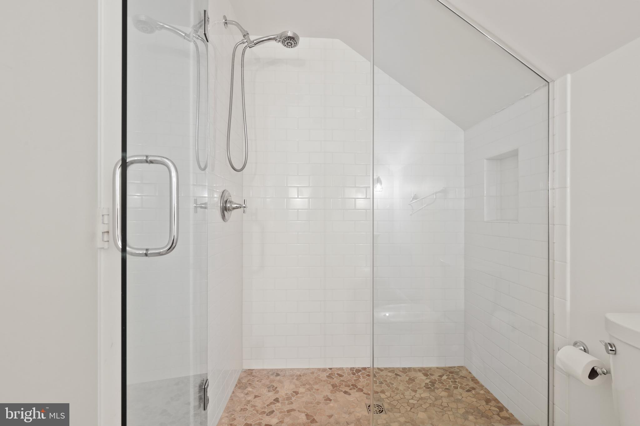 HELMSLEY COURT - Residential