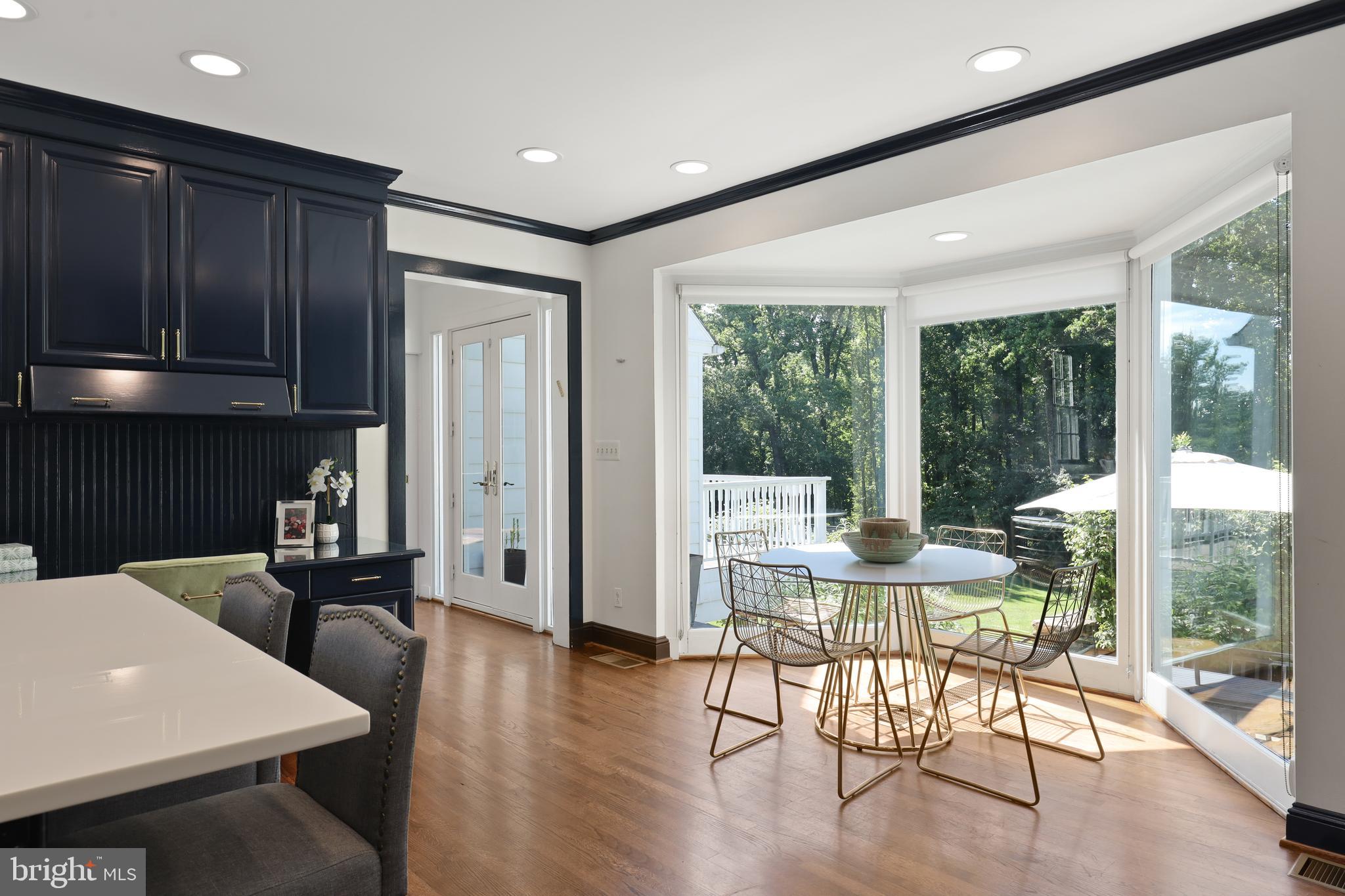 HELMSLEY COURT - Residential