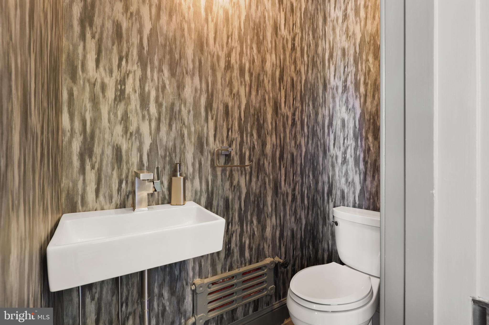 HELMSLEY COURT - Residential