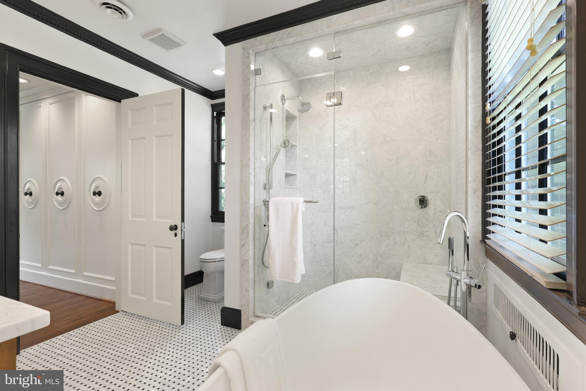 HELMSLEY COURT - Residential