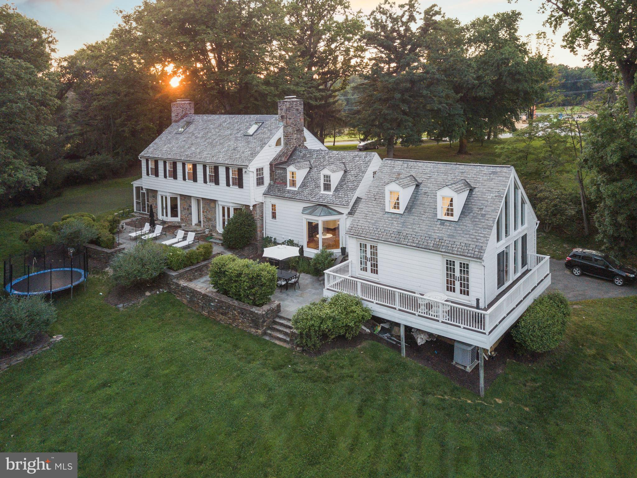 HELMSLEY COURT - Residential