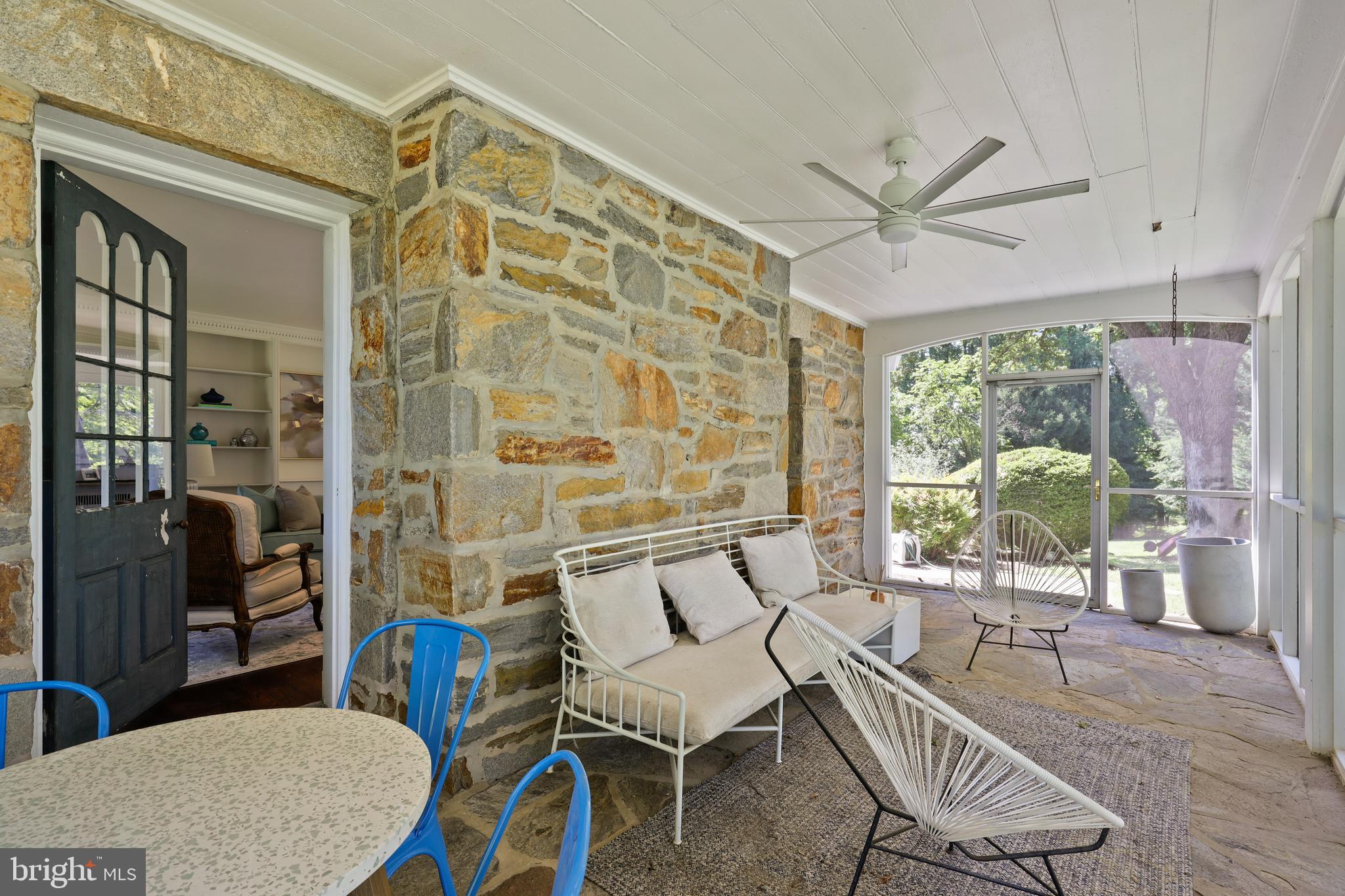 HELMSLEY COURT - Residential