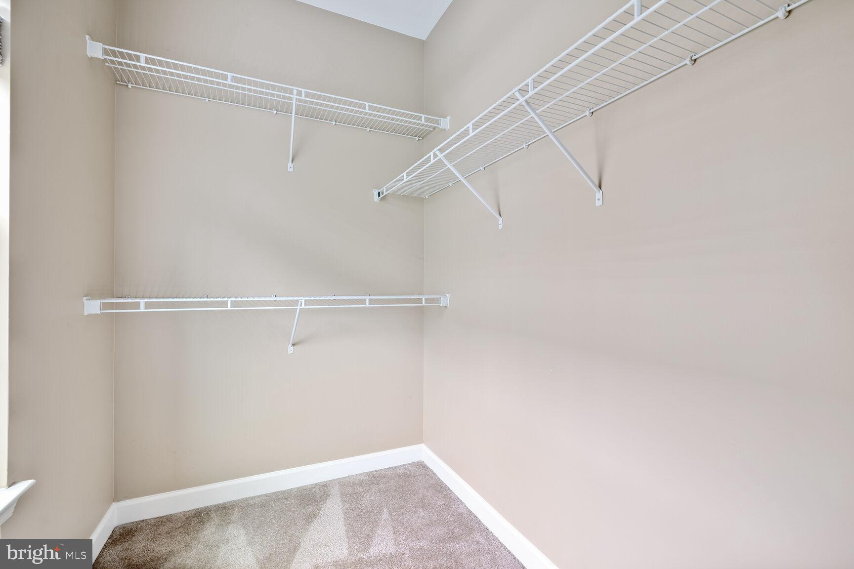 VILLAGES OF URBANA - Residential Lease