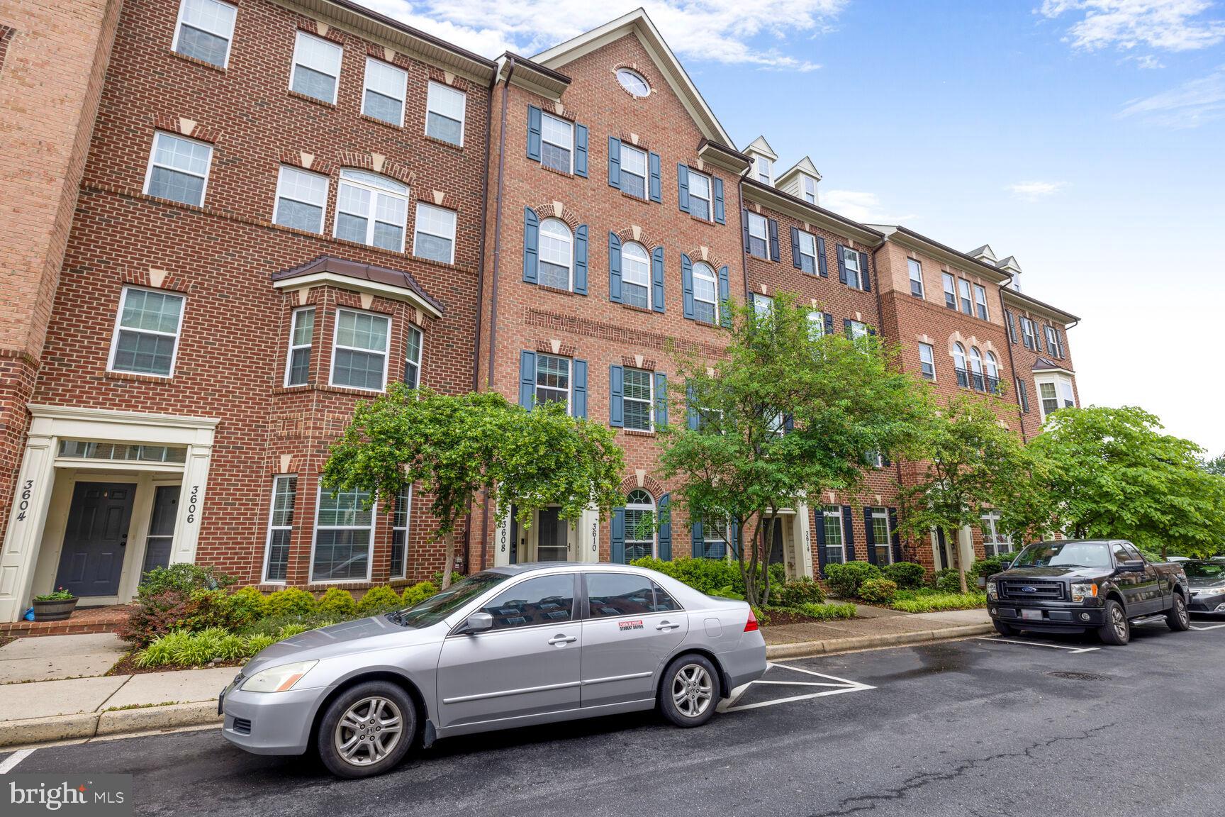 VILLAGES OF URBANA - Residential Lease