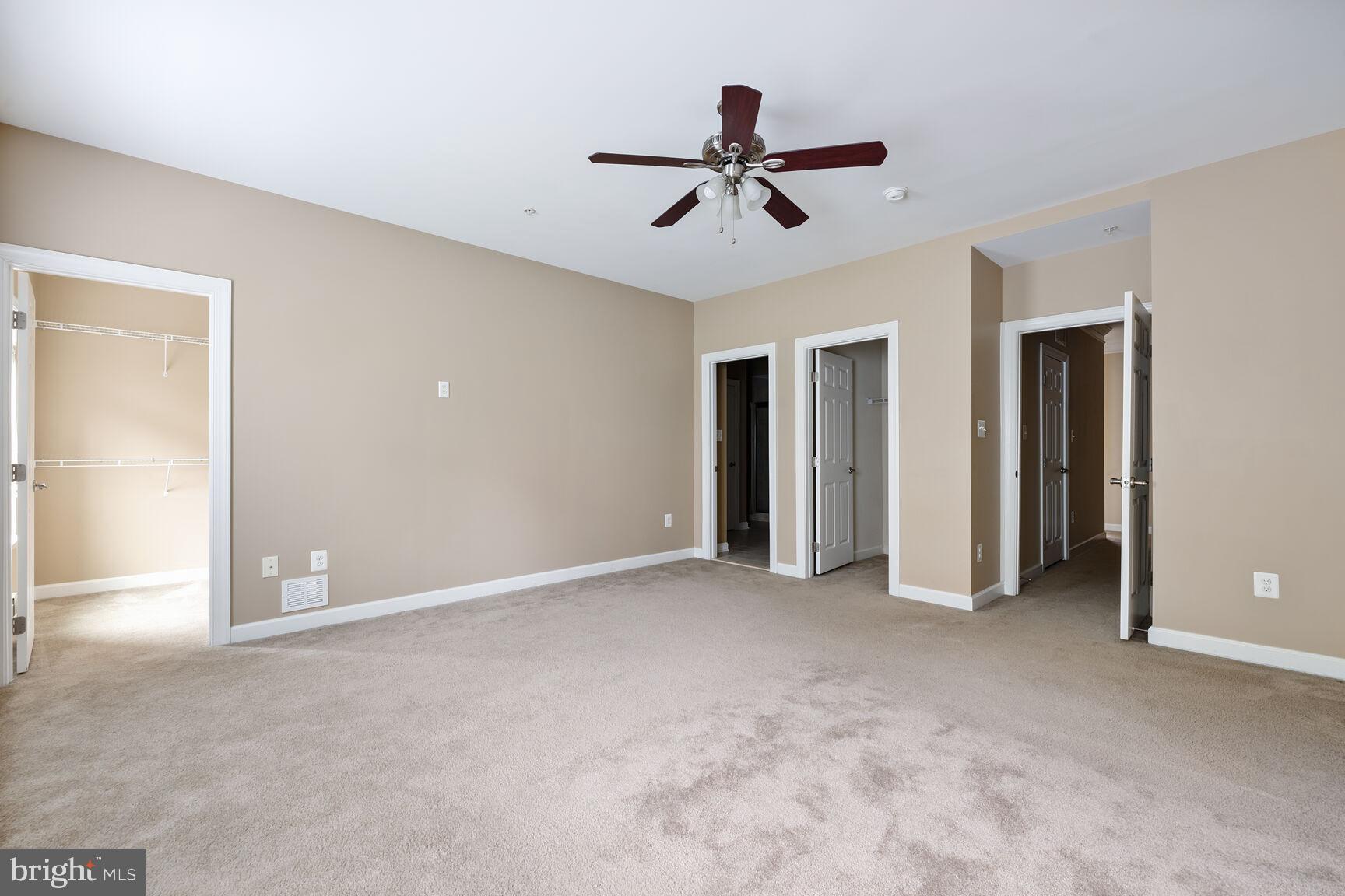 VILLAGES OF URBANA - Residential Lease