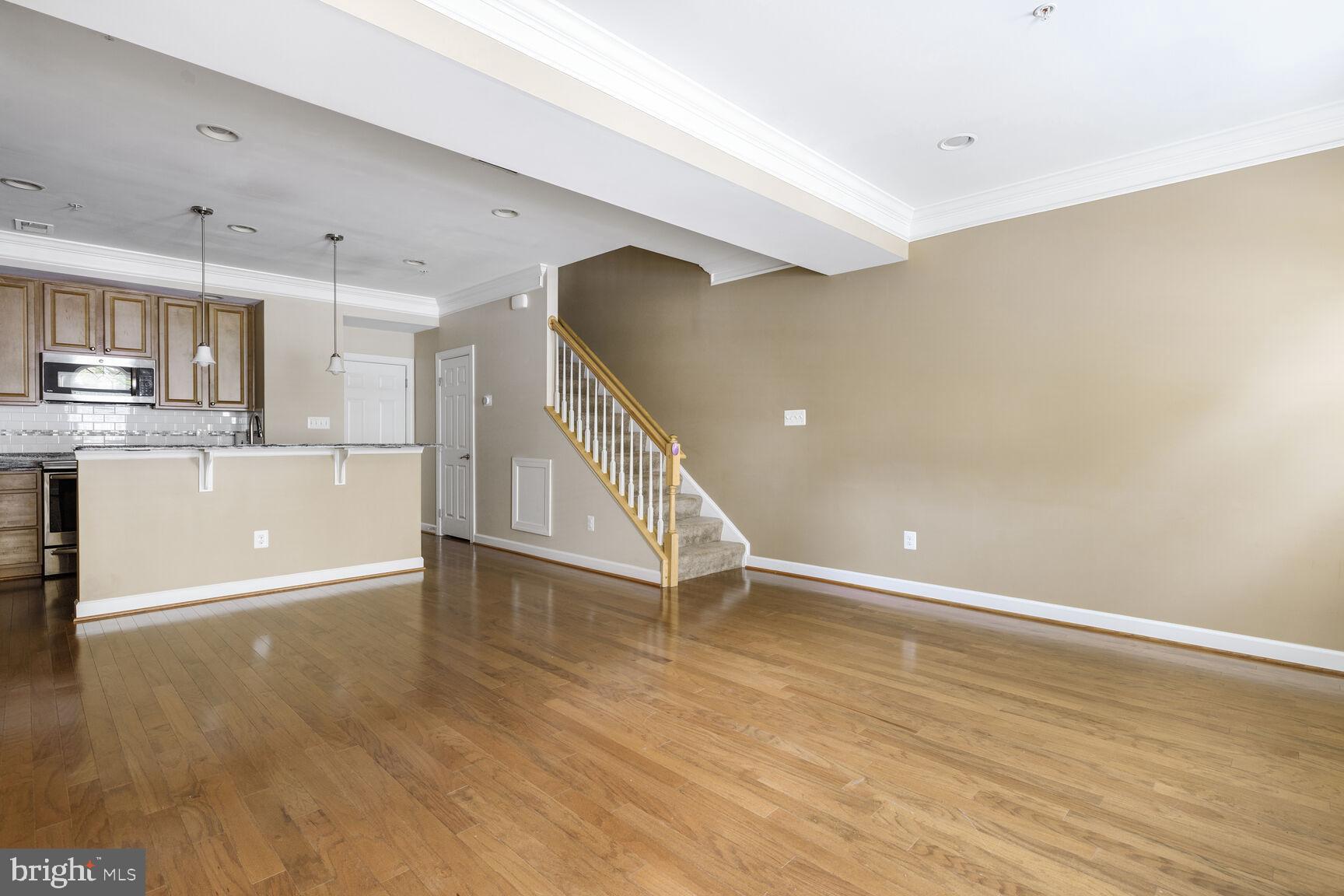 VILLAGES OF URBANA - Residential Lease