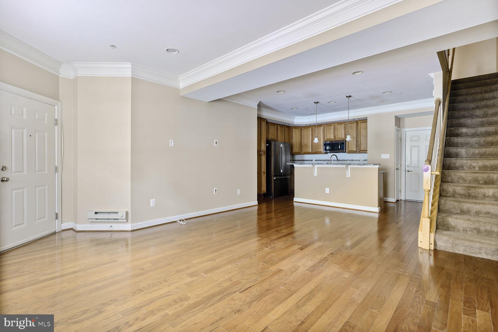 VILLAGES OF URBANA - Residential Lease