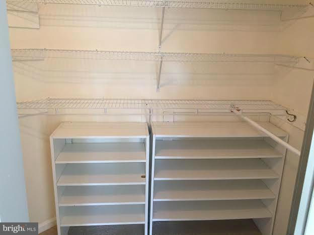 STRATFORD PLACE AT KINGS - Residential Lease