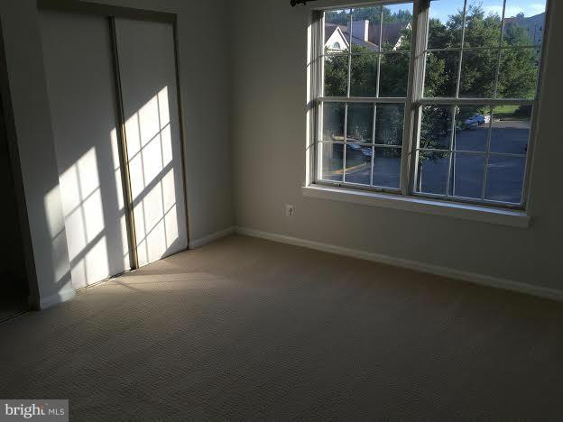 STRATFORD PLACE AT KINGS - Residential Lease