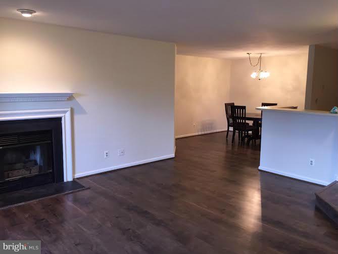 STRATFORD PLACE AT KINGS - Residential Lease