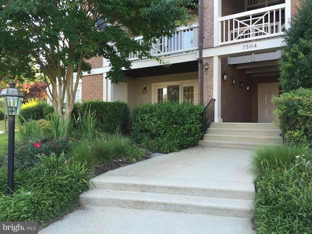 STRATFORD PLACE AT KINGS - Residential Lease