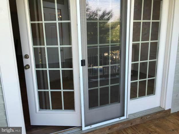 STRATFORD PLACE AT KINGS - Residential Lease