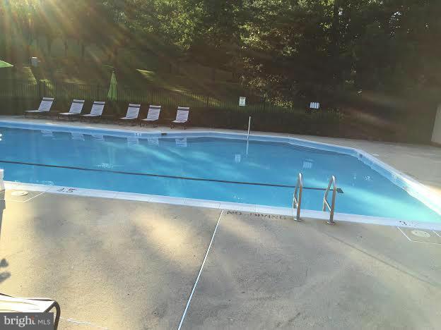 STRATFORD PLACE AT KINGS - Residential Lease