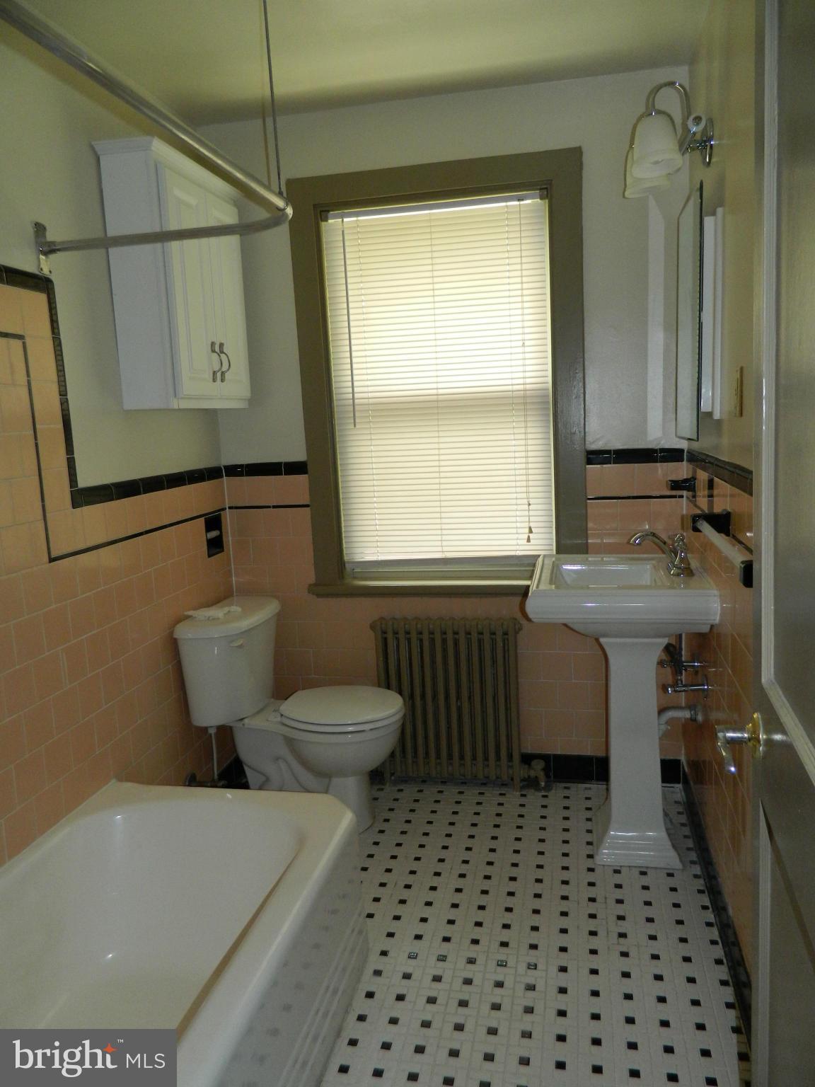 DOWNTOWN FREDERICKSBURG - Residential Lease