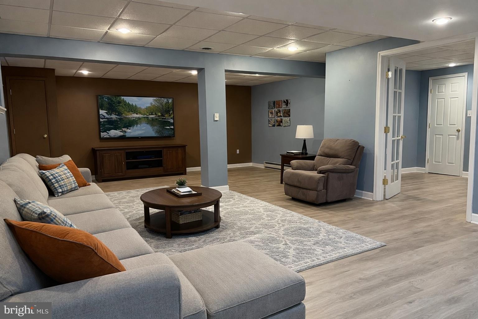 PENN NATIONAL - Residential