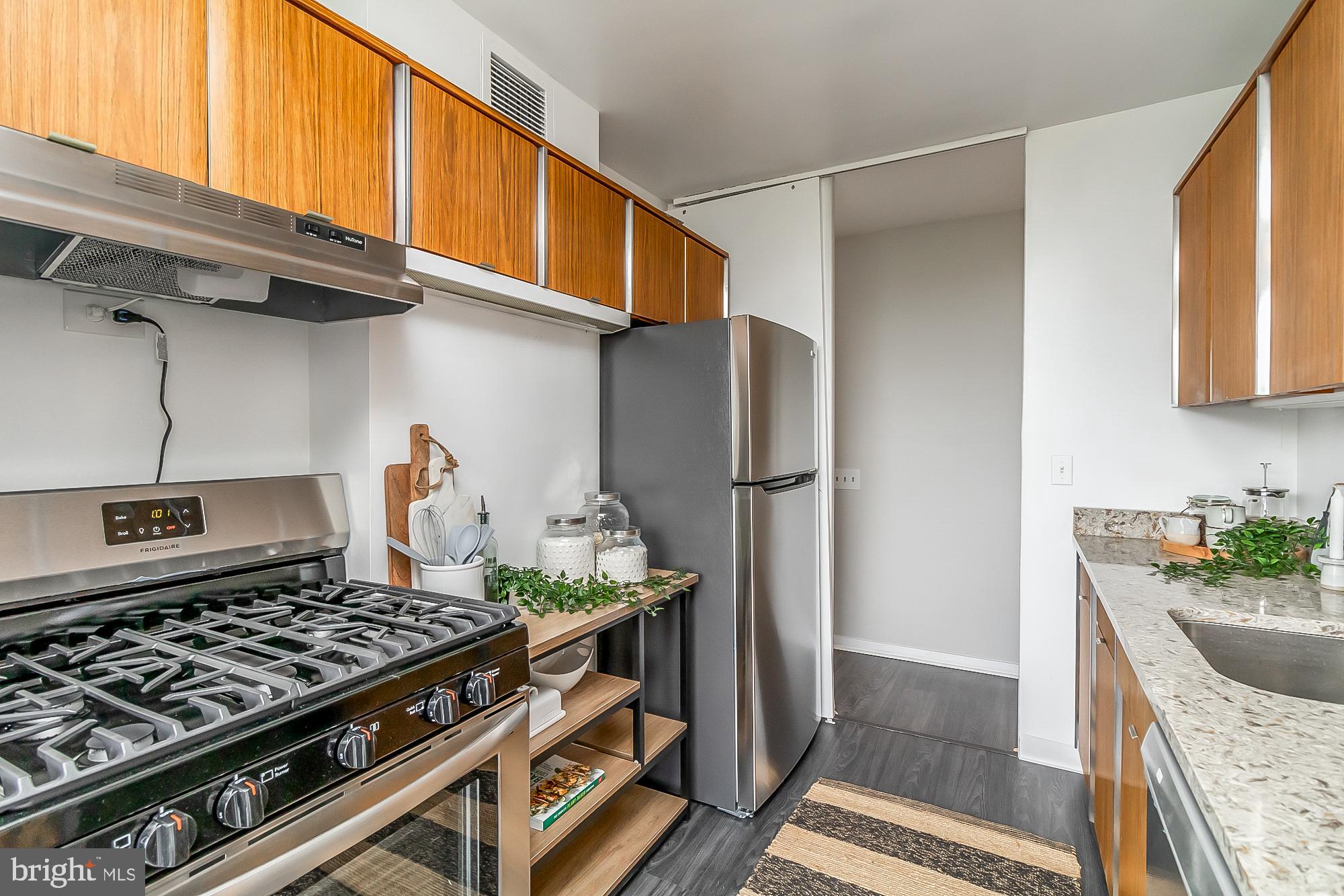 HIGHFIELD HOUSE CONDOMINIUM - Residential