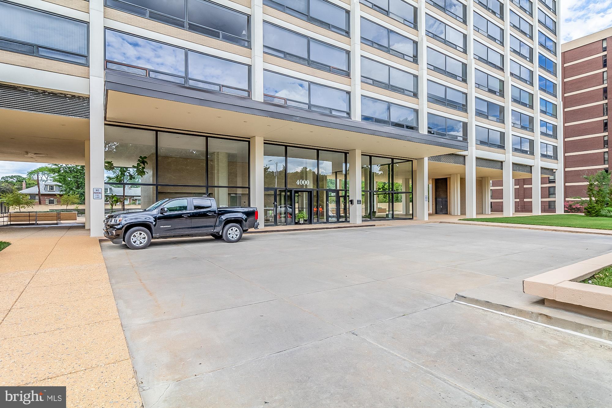 HIGHFIELD HOUSE CONDOMINIUM - Residential