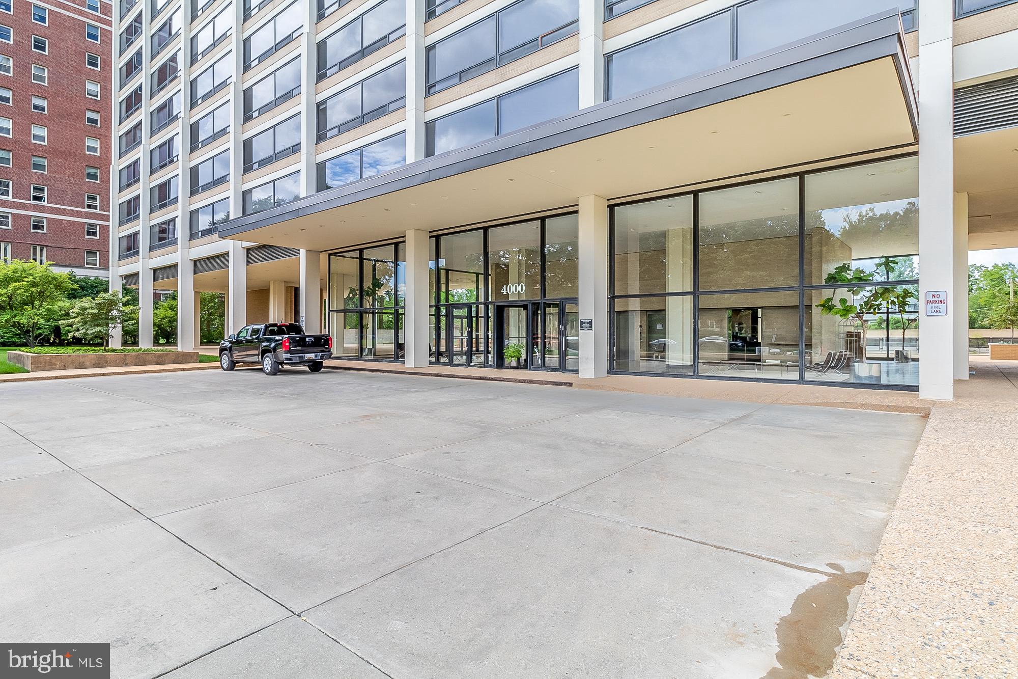 HIGHFIELD HOUSE CONDOMINIUM - Residential