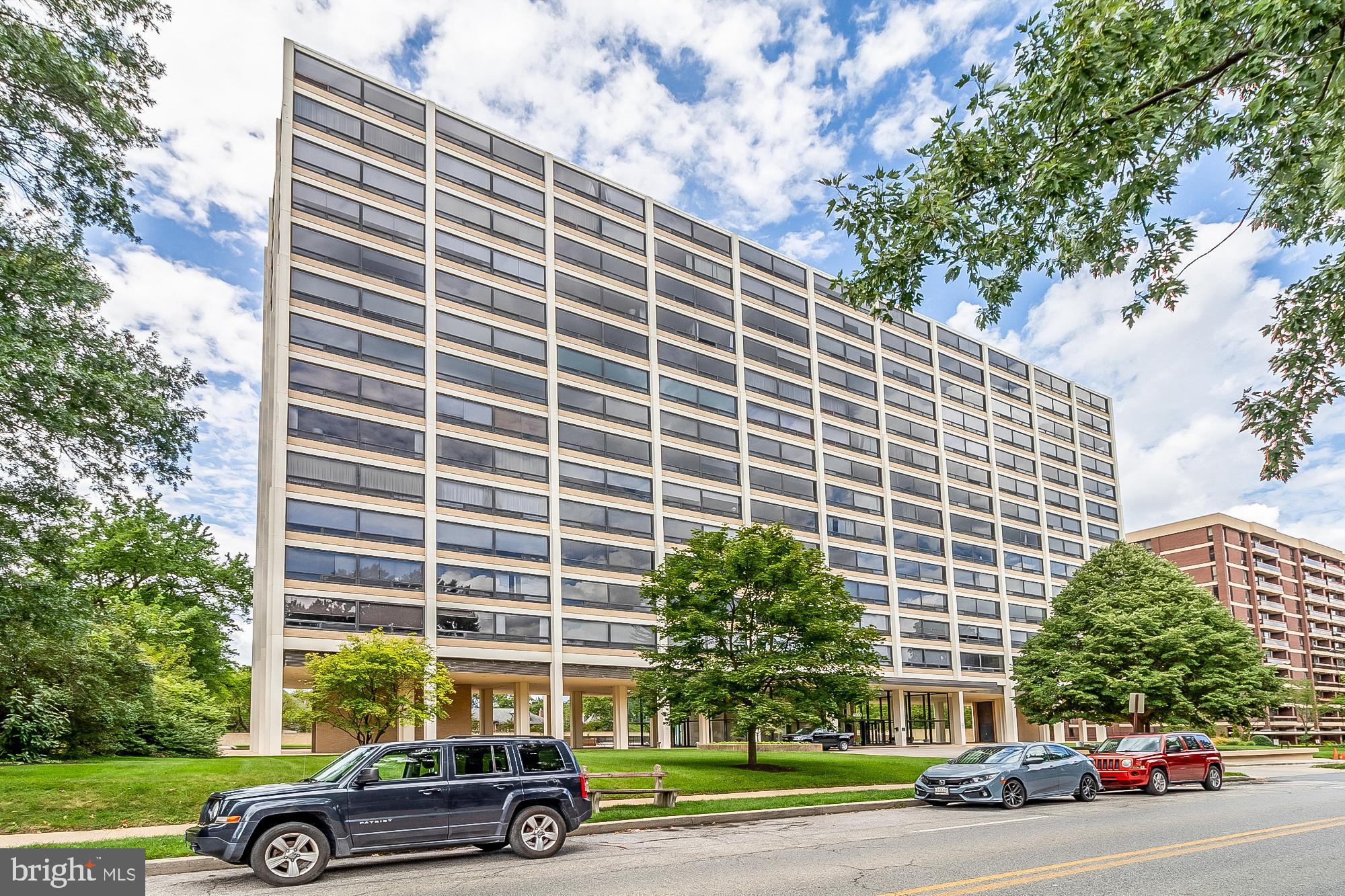 HIGHFIELD HOUSE CONDOMINIUM - Residential