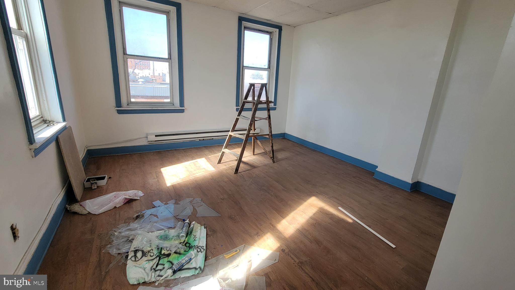 FAIRHILL - Commercial Sale