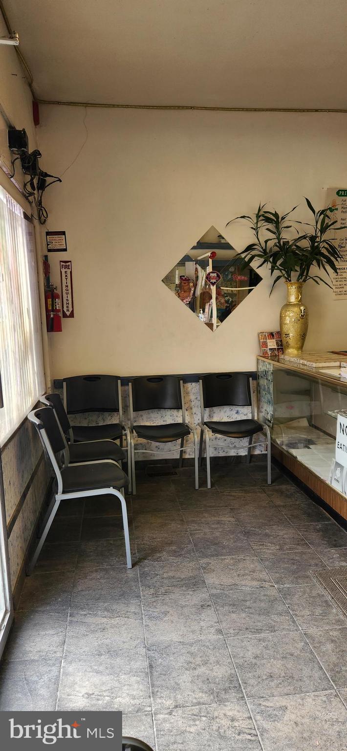 FAIRHILL - Commercial Sale