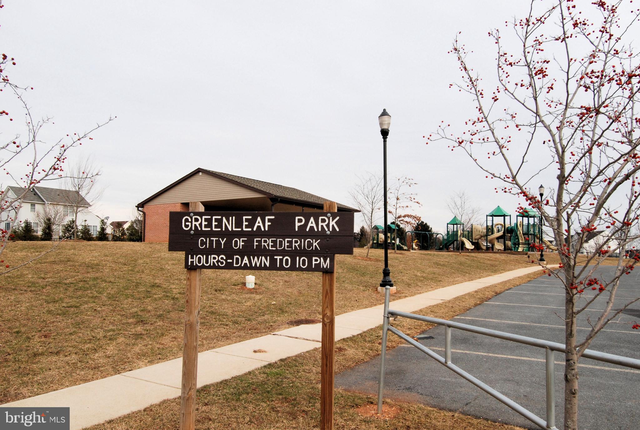 WALNUT RIDGE - Residential Lease